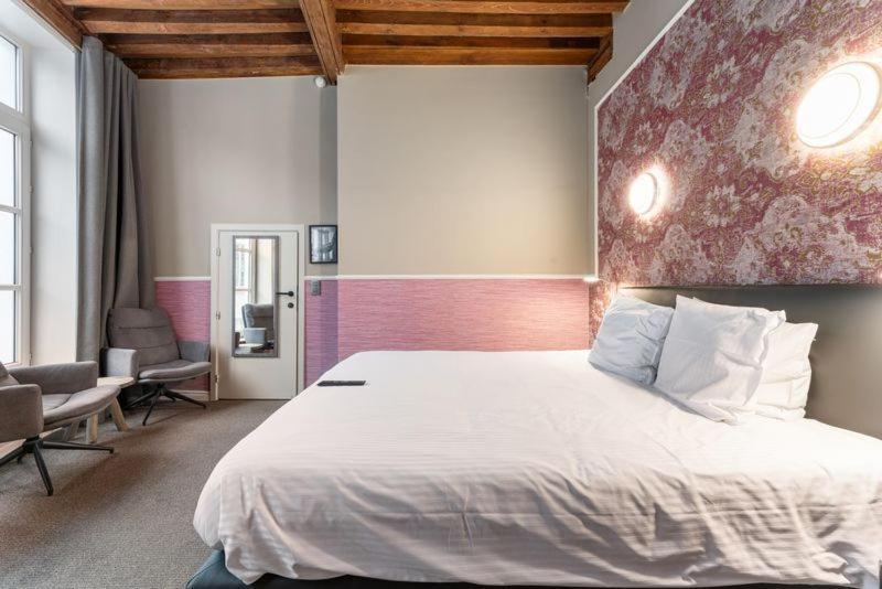ברוז' Hotel Karel De Stoute מראה חיצוני תמונה
