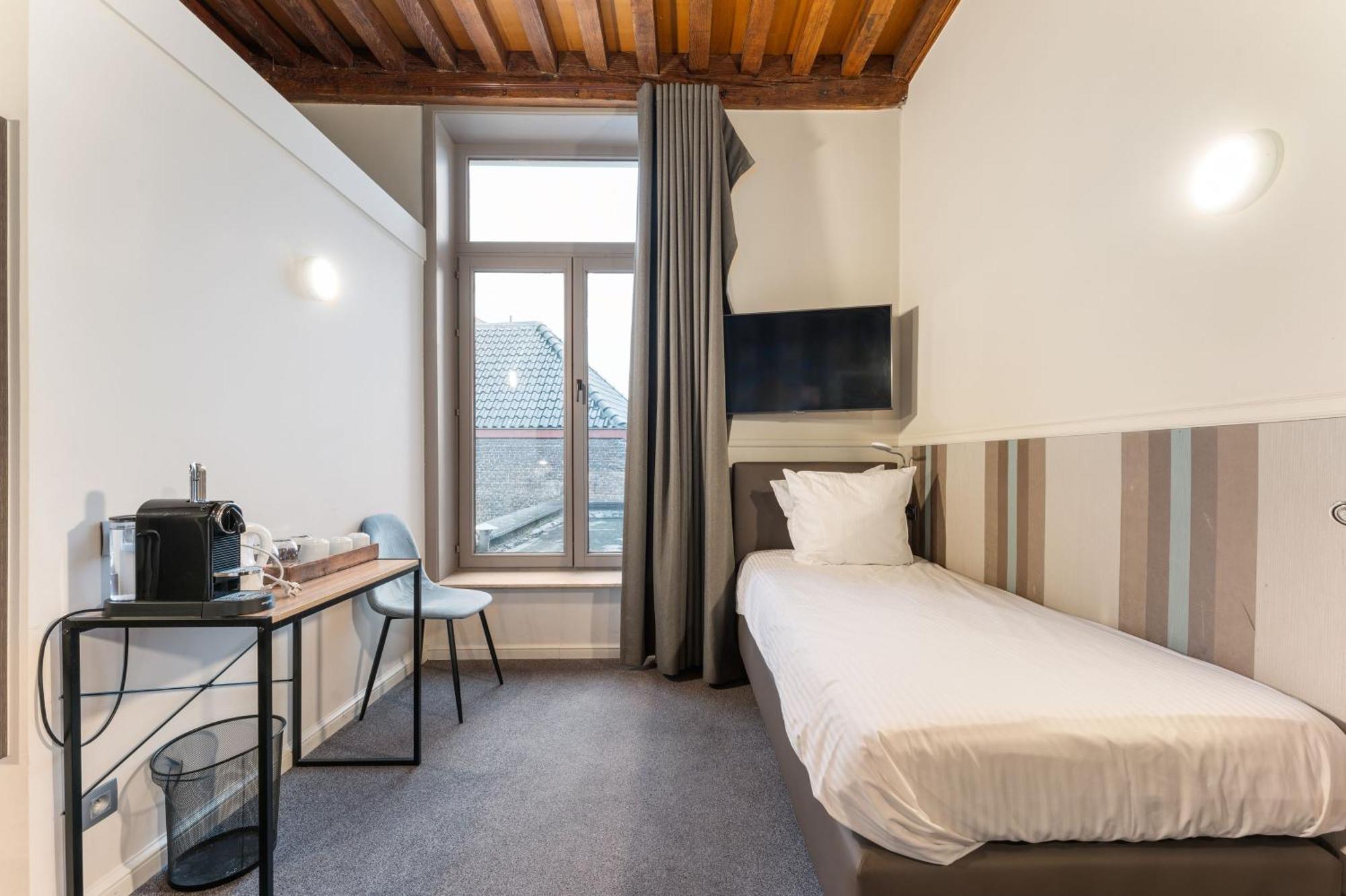 ברוז' Hotel Karel De Stoute מראה חיצוני תמונה